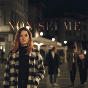 Scopri di più sull'articolo Francesca Bonacina: il 12 gennaio esce il nuovo singolo “Non sei me”