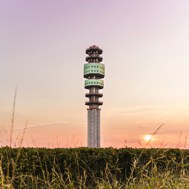 Scopri di più sull'articolo “Telecom Tower” è il nuovo singolo di Elia Turra