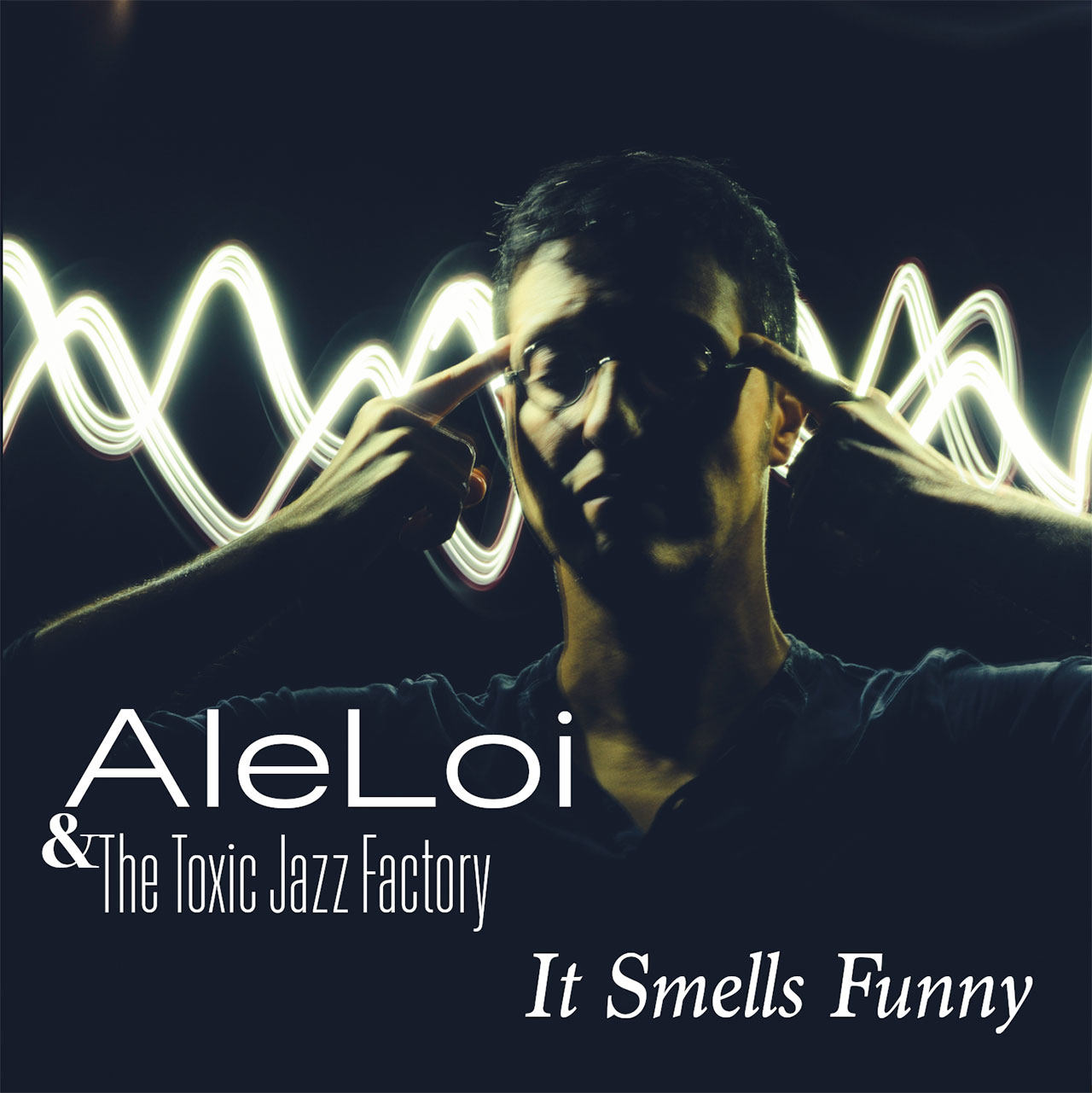 Al momento stai visualizzando ALELOI: FUORI ‘IT SMELLS FUNNY’ IL SUO PRIMO ALBUM